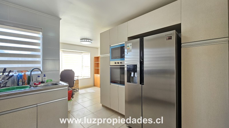 Monse&Atilde;&plusmn;or J. Hourton N&Acirc;&ordm;2060, C- 41, Cond. Mirador II - Luz Propiedades