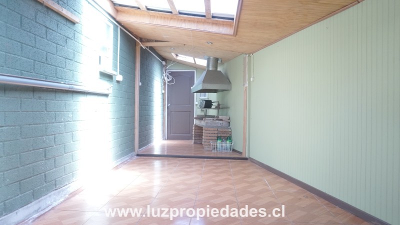 Psj. Quitrahue N&Acirc;&ordm;4718, Santuario de la Laguna - Luz Propiedades