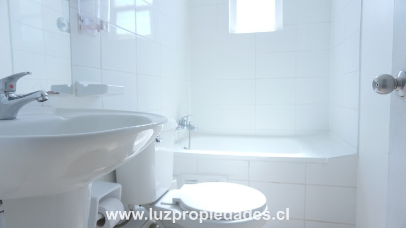 Psj. Quitrahue N&Acirc;&ordm;4718, Santuario de la Laguna - Luz Propiedades