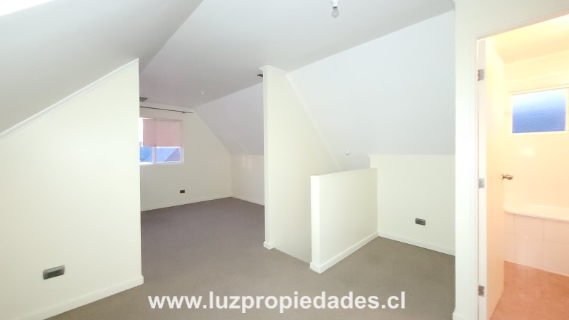 Av. Los Colonos N&Acirc;&deg;2590, Parque Fundadores - Luz Propiedades