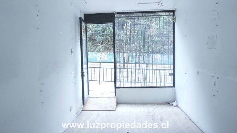 Benavente 575, Local 4 - Luz Propiedades