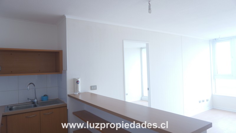 Buin N&Acirc;&ordm;356, Depto. 506 Ed. Puerto So&Atilde;&plusmn;ado - Luz Propiedades