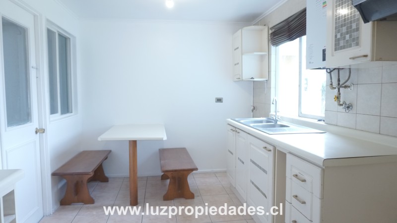 Los Abetos N&Acirc;&ordm;405, Valle Volcanes - Luz Propiedades