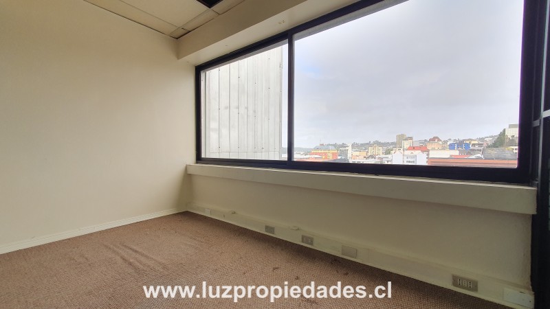 O`Higgins N&Acirc;&ordm;167, Ed. Plaza, Of. 808 - Luz Propiedades