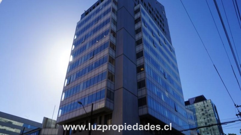 Quillota N&Acirc;&deg; 175, Of. 1401,  Ed. CCHC - Luz Propiedades