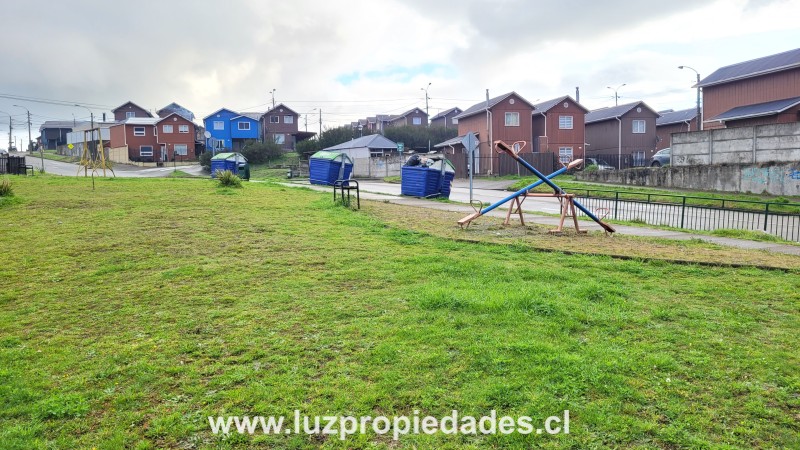 Ren&Atilde;&copy; Salinas Palacios N&Acirc;&deg;1520, Sector Bosquemar - Luz Propiedades