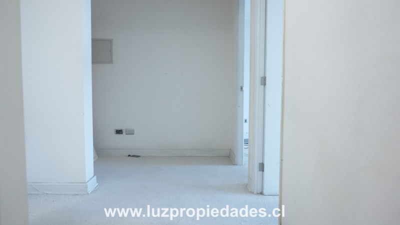 Urmeneta N&Acirc;&ordm;305, Of. 501, Ed. Los H&Atilde;&copy;roes - Luz Propiedades