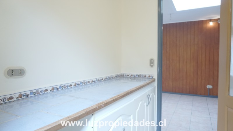 V&Atilde;&shy;a &Atilde;rtica/ Calle Cinco N&Acirc;&ordm;1985, Sector Vicu&Atilde;&plusmn;a Mackenna - Luz Propiedades