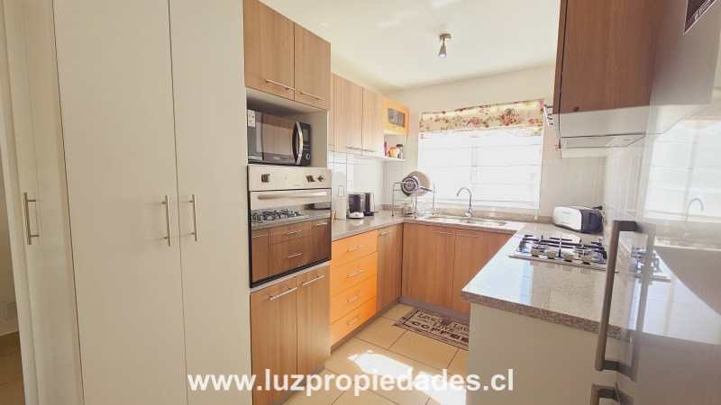 2-----V&Iacute;A AZUL N&deg;950, CASA 20-B, LOMAS DEL RELONCAV&Iacute; - Luz Propiedades